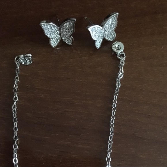 Sterling Silver 925 Butterfly 🦋 Stud Earrings - Picture 4 of 4